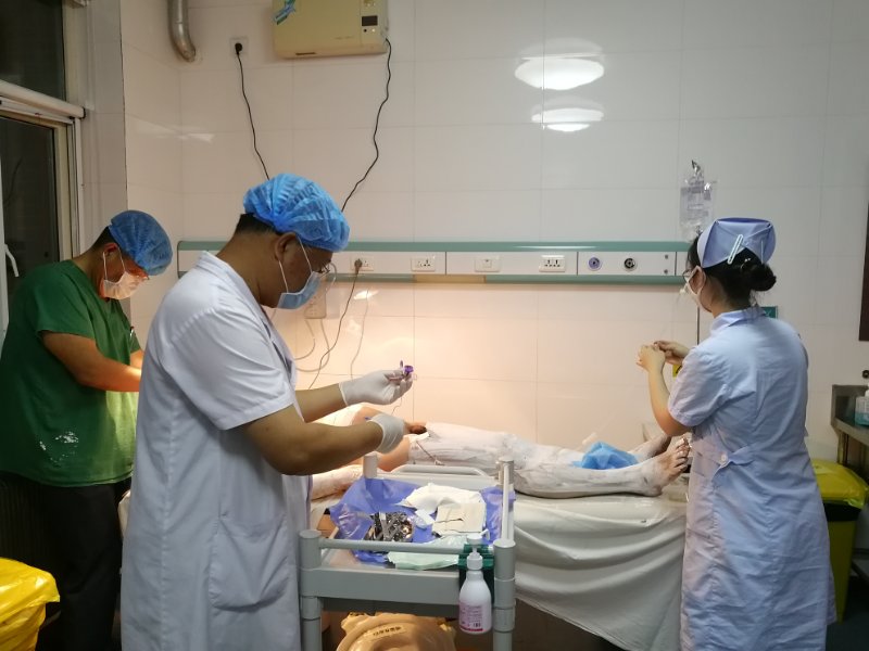 手挽手，为生命垂危者筑条通往生的希望之路(图2)